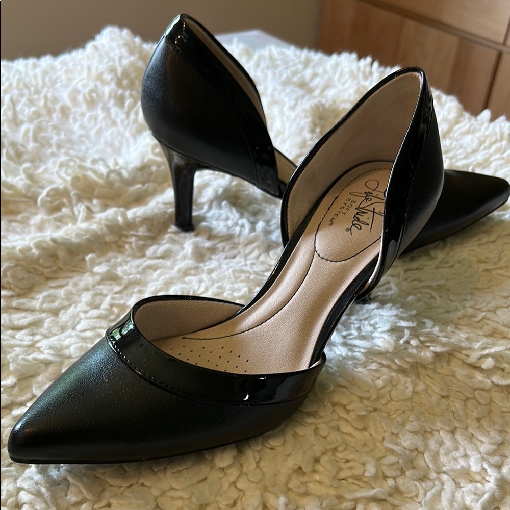 Life Stride Black Heels Elegant Medium Height - Picture 4 of 16